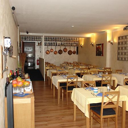 Hotel Bahnhof Haus Chiasso Dış mekan fotoğraf