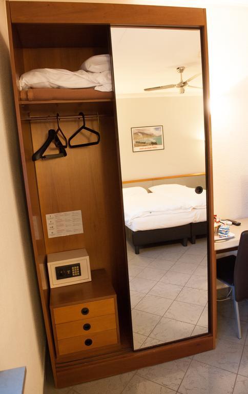 Hotel Bahnhof Haus Chiasso Dış mekan fotoğraf